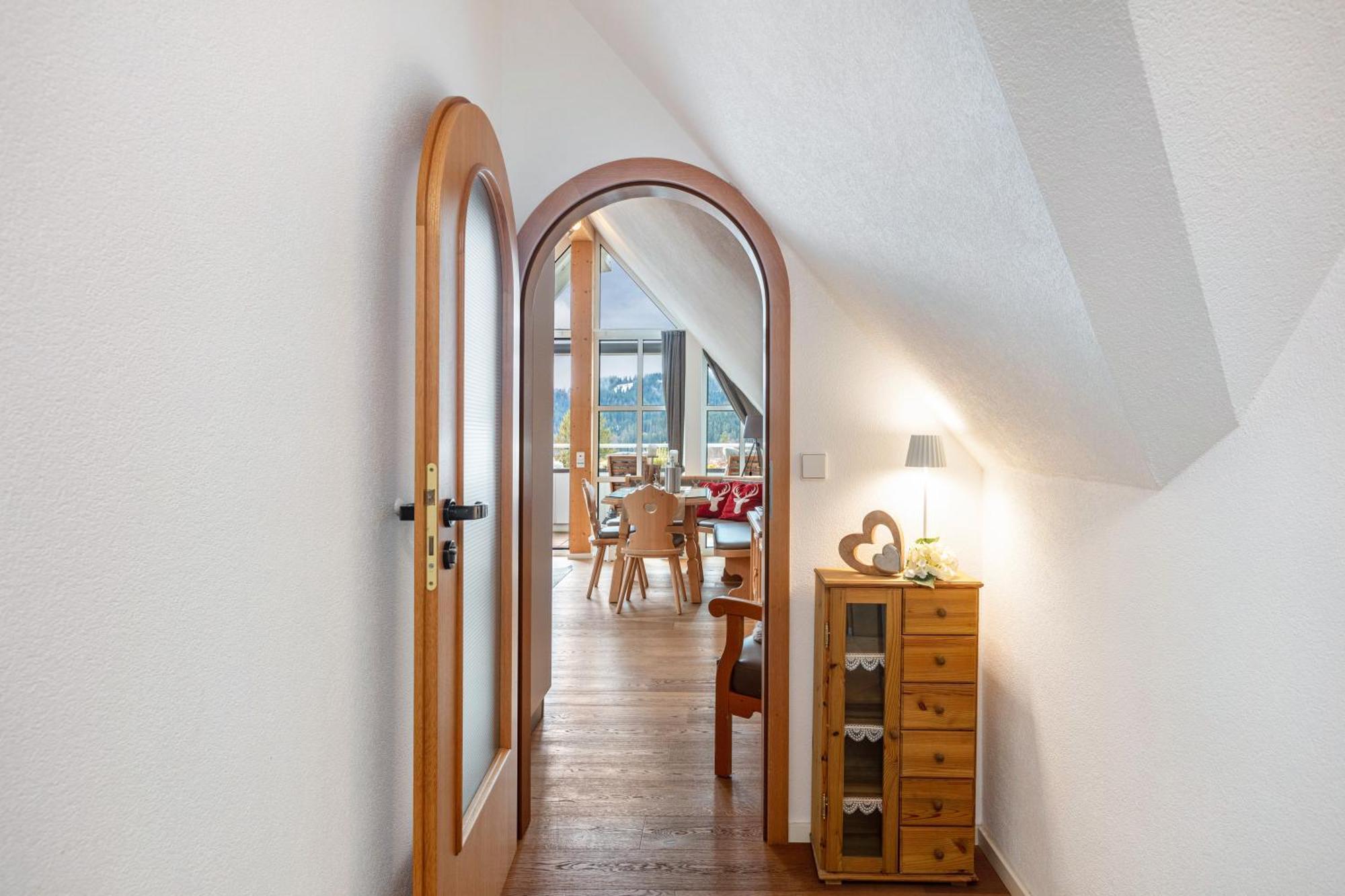 سشلوشسي Villa Sunside Appartements المظهر الخارجي الصورة