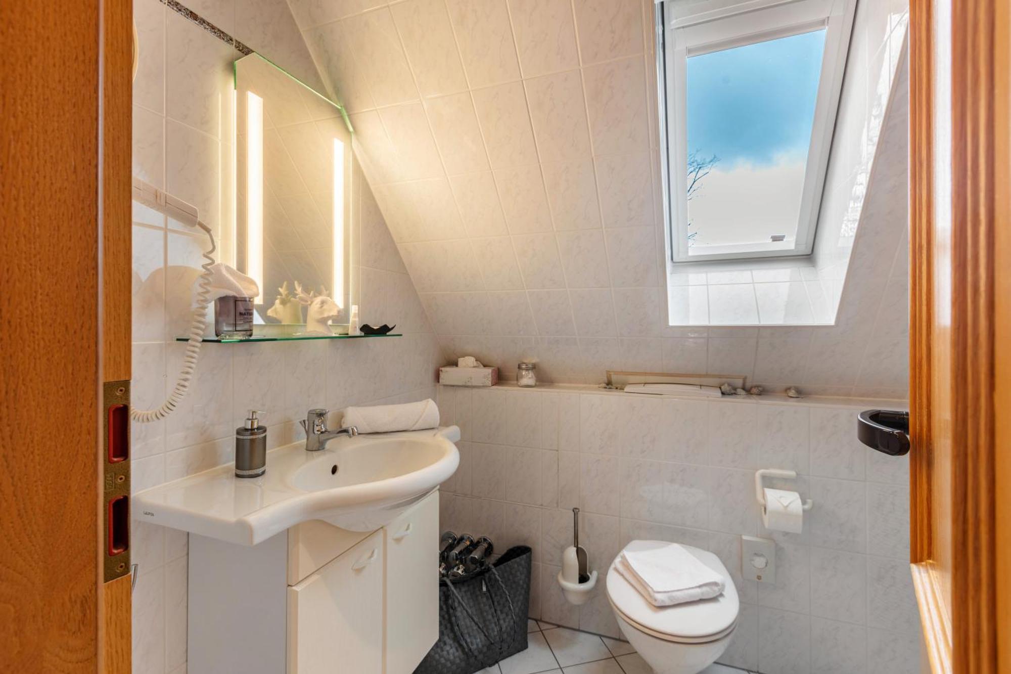 سشلوشسي Villa Sunside Appartements المظهر الخارجي الصورة