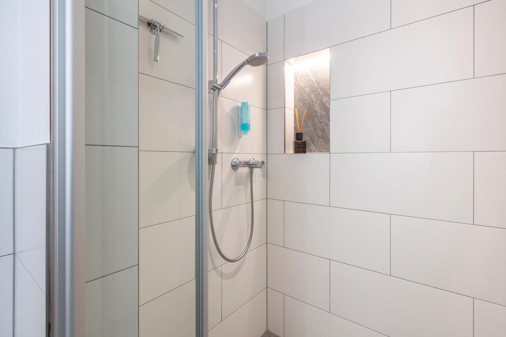 سشلوشسي Villa Sunside Appartements المظهر الخارجي الصورة